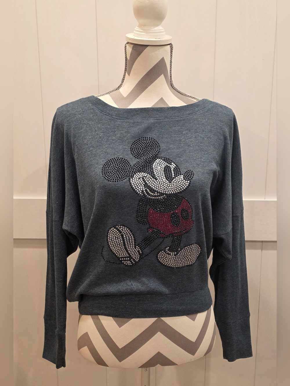 Disney High/Low Rhinestone Mickey Mouse Sweater Size M - Item 141